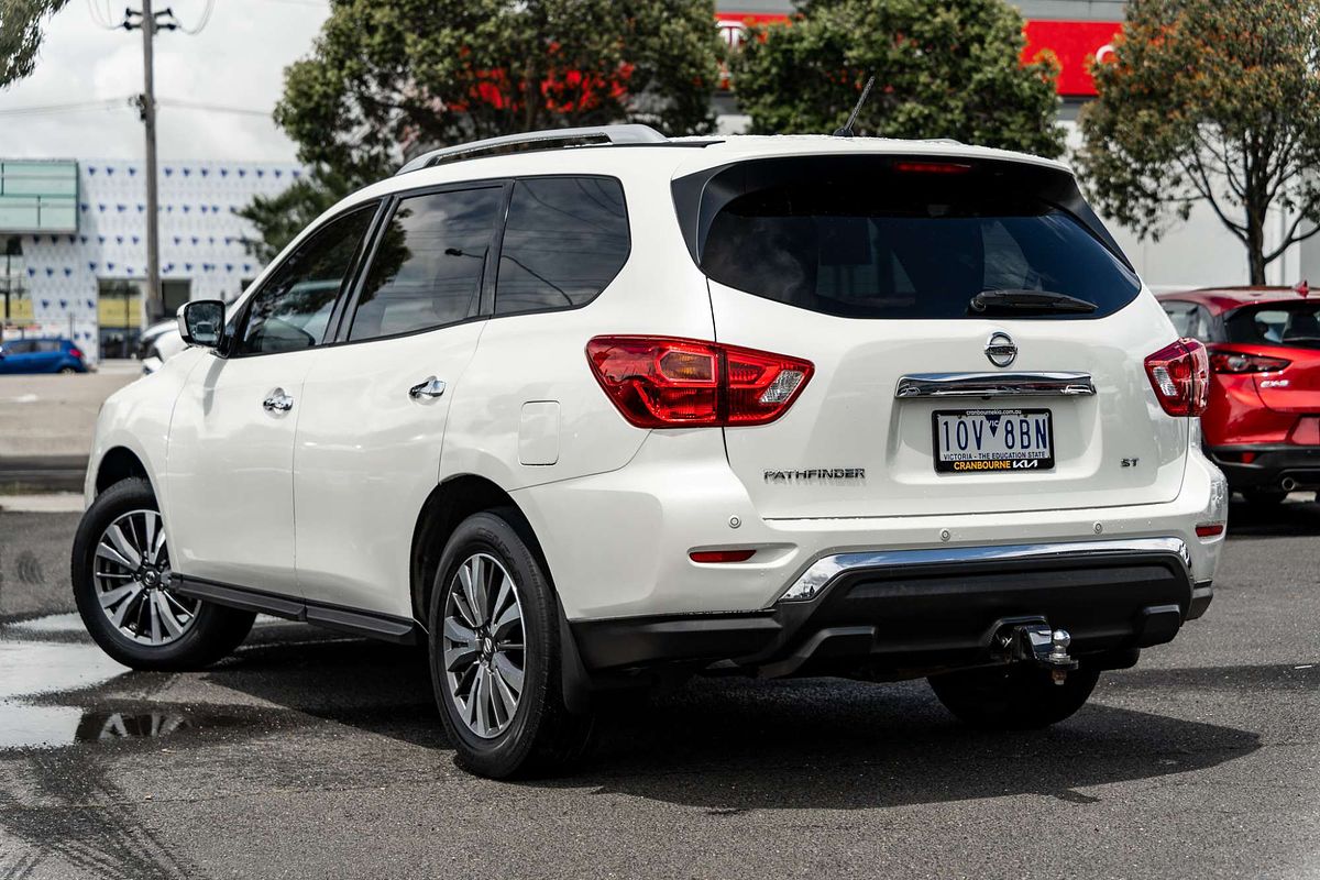 2018 Nissan Pathfinder ST R52 Series II