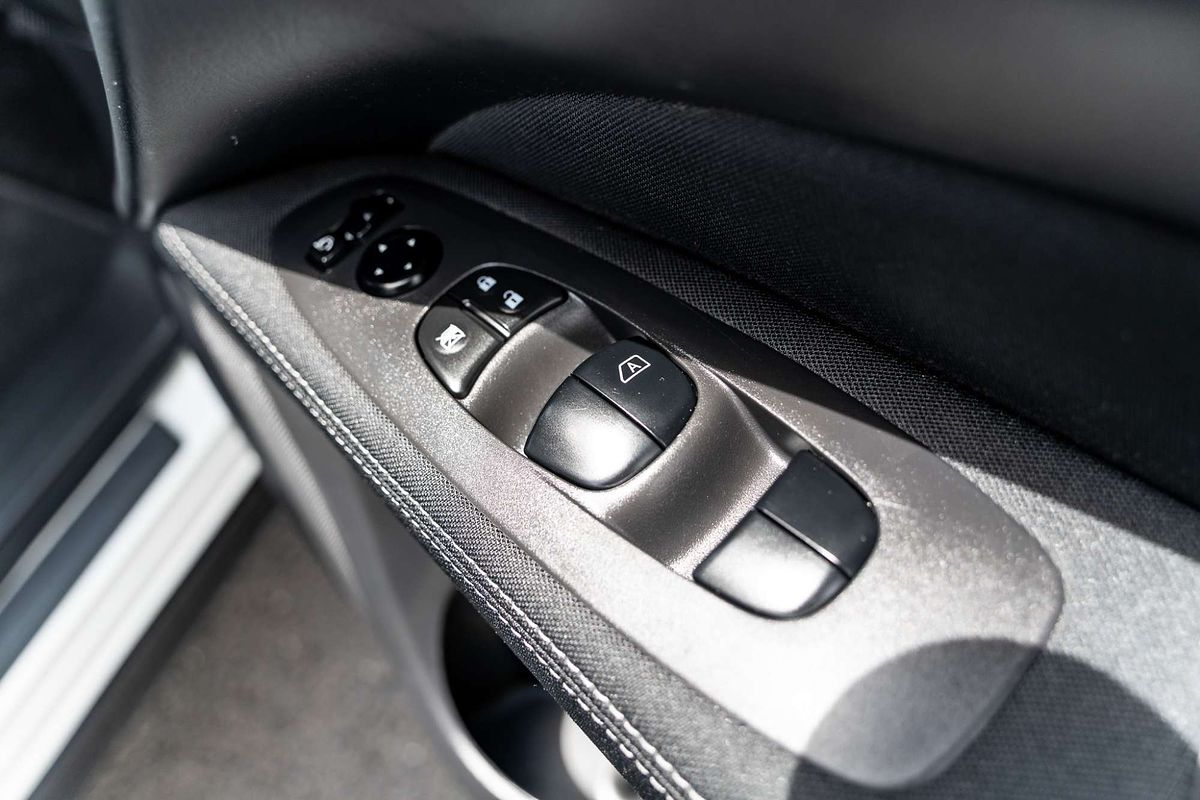 2018 Nissan Pathfinder ST R52 Series II