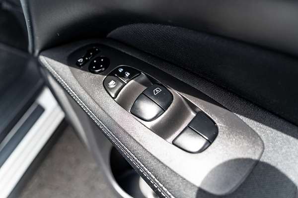 2018 Nissan Pathfinder ST R52 Series II