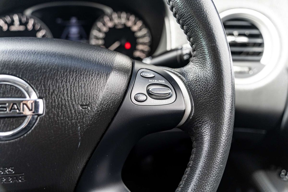 2018 Nissan Pathfinder ST R52 Series II