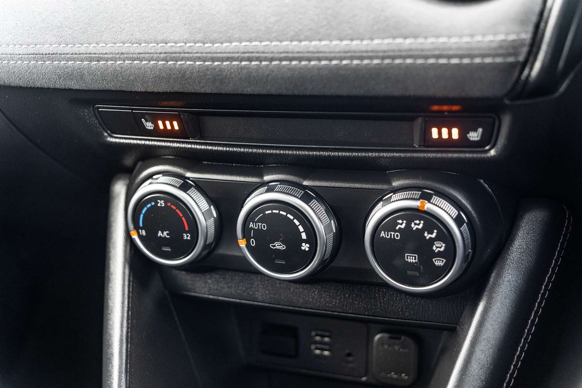 2020 Mazda CX-3 Akari DK