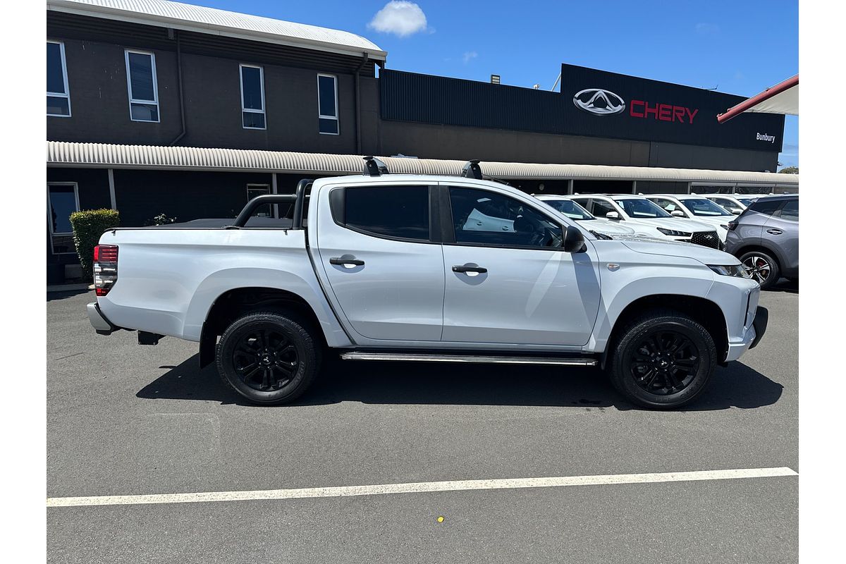 2021 Mitsubishi Triton GLX-R MR 4X4