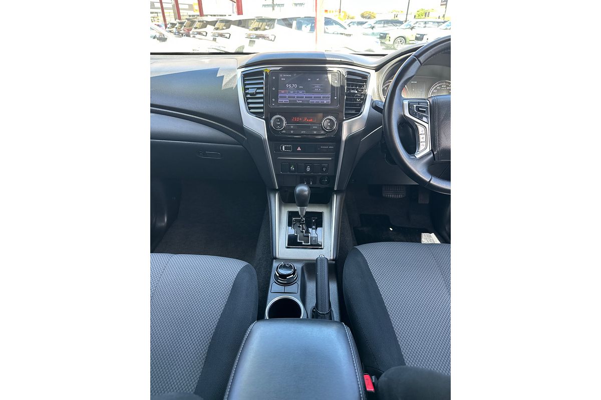 2021 Mitsubishi Triton GLX-R MR 4X4