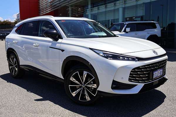 2024 MG HS Essence AS33