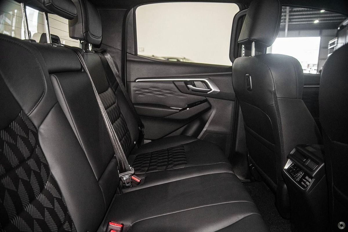 2025 Isuzu D-MAX LS-U+ 4X4