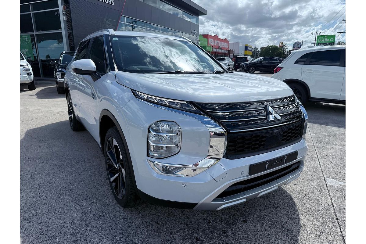 2025 Mitsubishi Outlander PHEV Aspire ZM