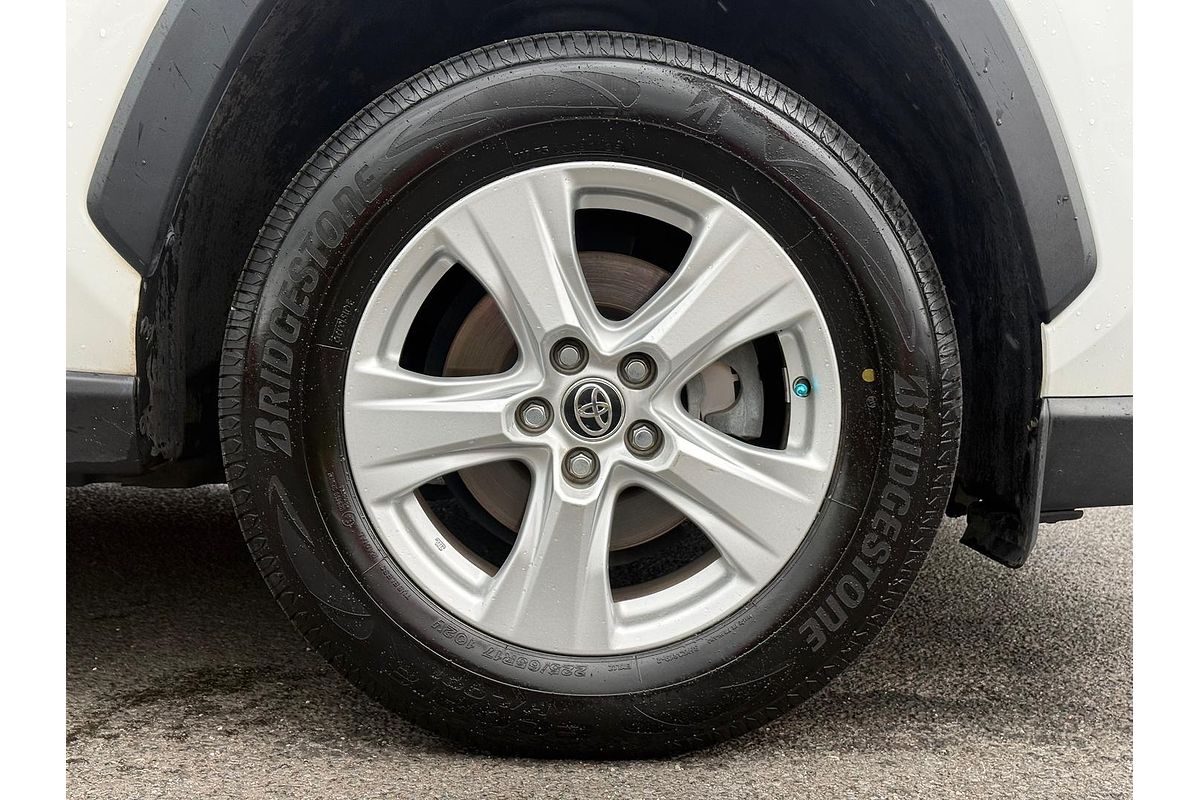 2020 Toyota RAV4 GX AXAH54R