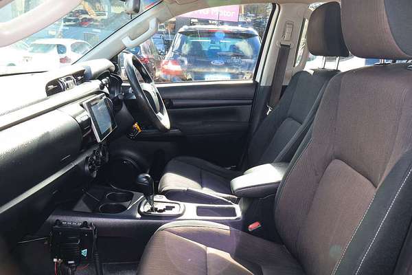 2017 Toyota Hilux SR GUN126R 4X4