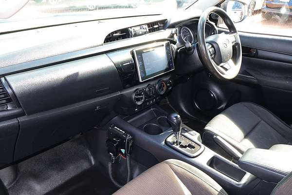 2017 Toyota Hilux SR GUN126R 4X4