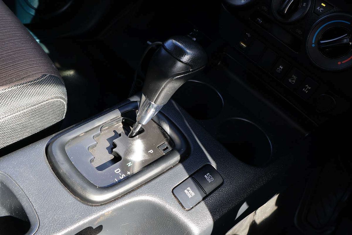 2017 Toyota Hilux SR GUN126R 4X4