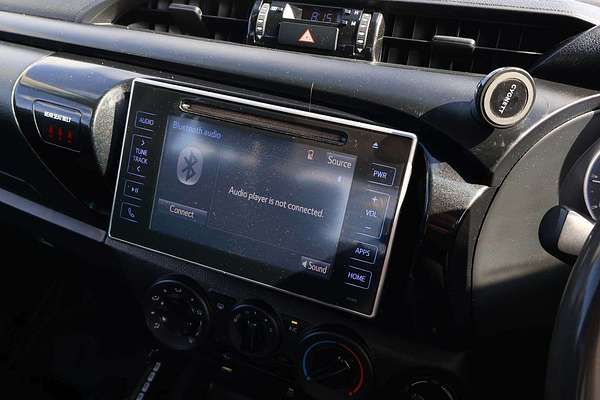 2017 Toyota Hilux SR GUN126R 4X4