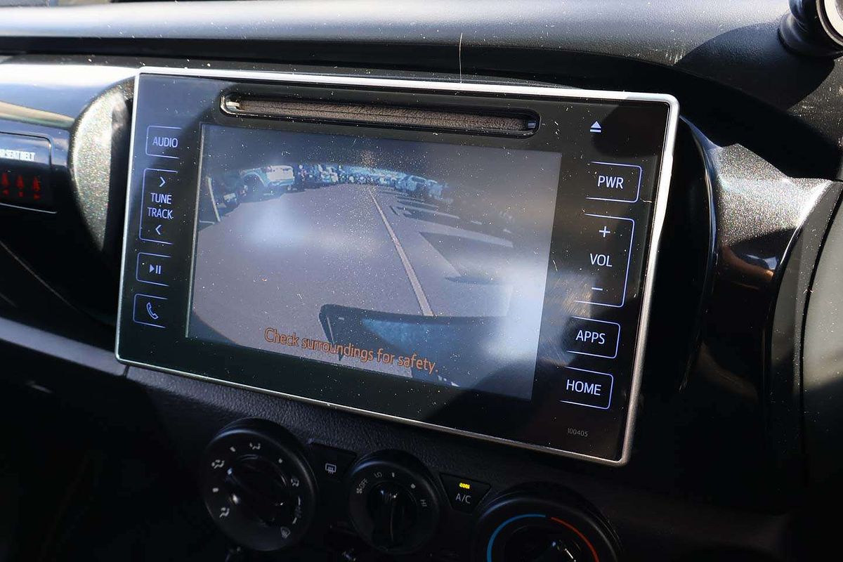 2017 Toyota Hilux SR GUN126R 4X4