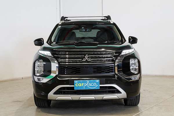 2023 Mitsubishi Outlander Exceed ZM