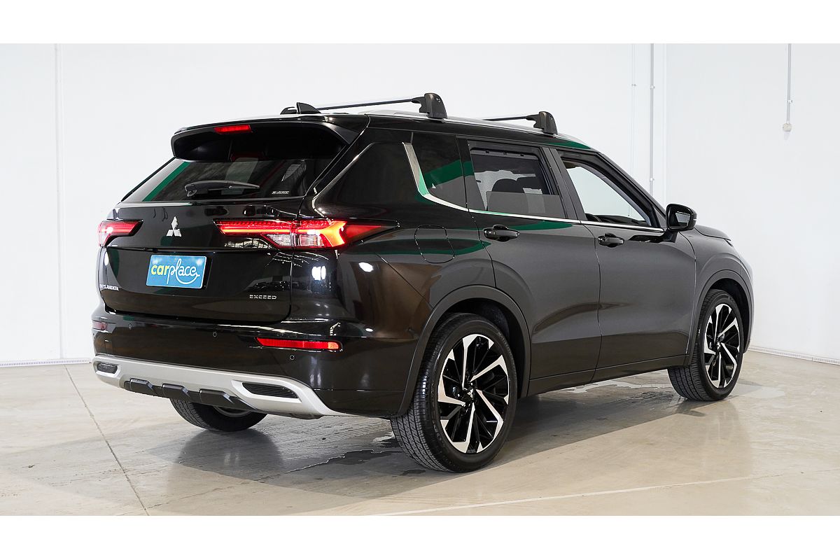 2023 Mitsubishi Outlander Exceed ZM