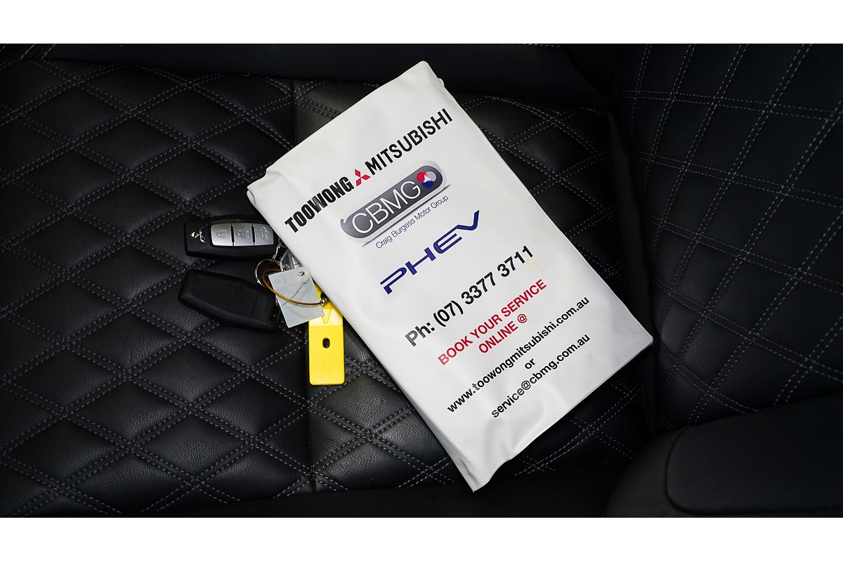 2023 Mitsubishi Outlander Exceed ZM