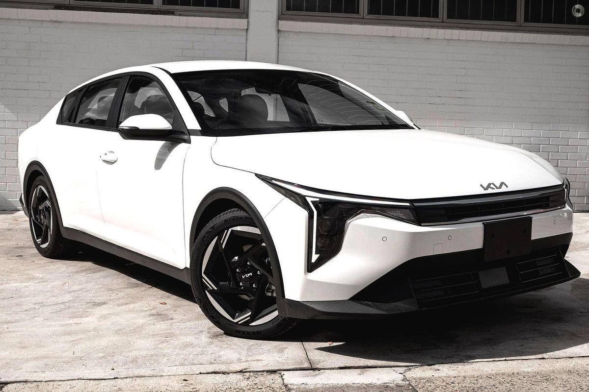 2025 Kia K4 Sport CL4m