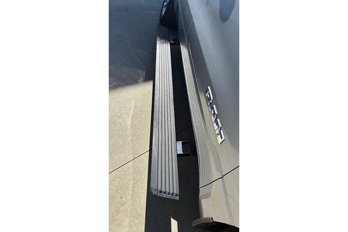 2023 RAM 1500 Laramie Sport RamBox DT 4X4 SWB