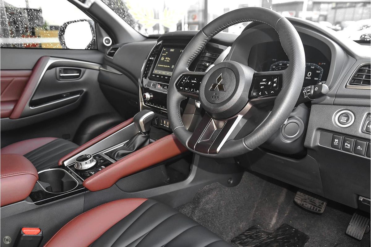 2025 Mitsubishi Pajero Sport GSR QG