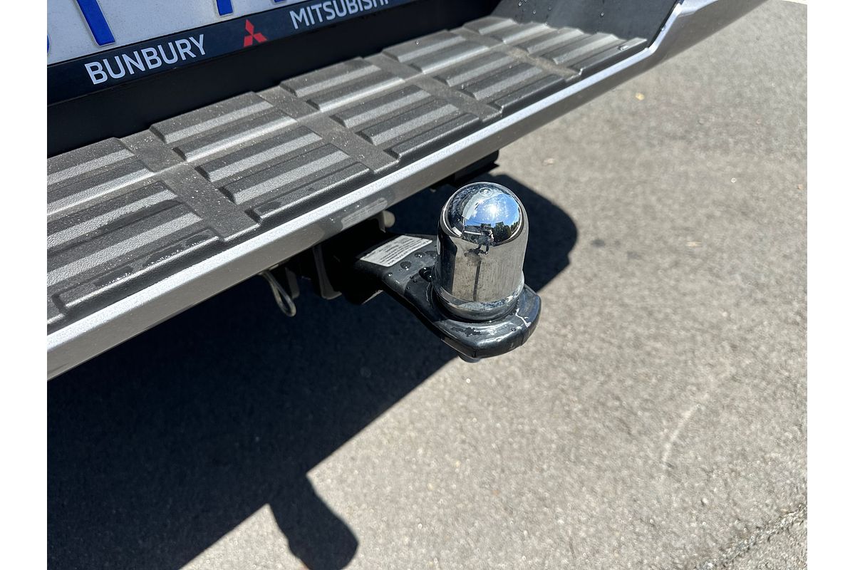 2024 Mitsubishi Triton GLX MV 4X4