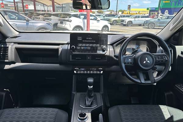 2024 Mitsubishi Triton GLX MV 4X4