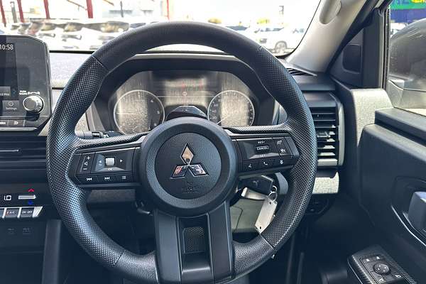 2024 Mitsubishi Triton GLX MV 4X4