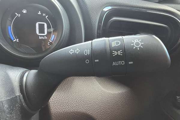 2022 Toyota Yaris Cross Urban MXPJ15R