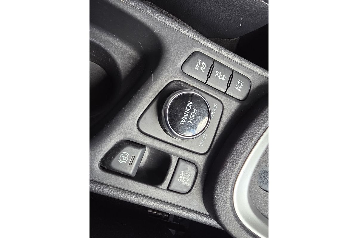 2022 Toyota Yaris Cross Urban MXPJ15R