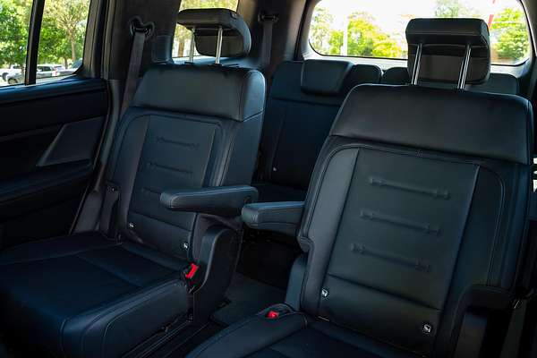 2024 Hyundai Santa Fe Hybrid Calligraphy MX5.V1