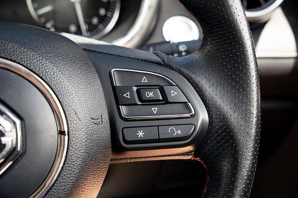 2022 MG HS Vibe SAS23