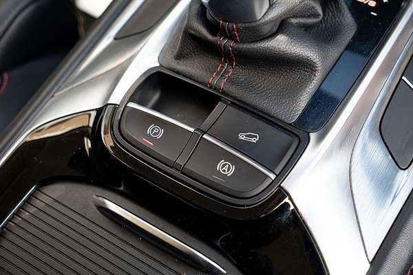 2022 MG HS Vibe SAS23