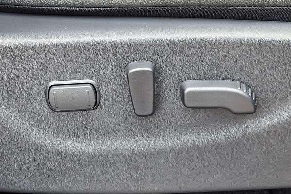 2025 Nissan Navara PRO-4X Warrior D23 4X4