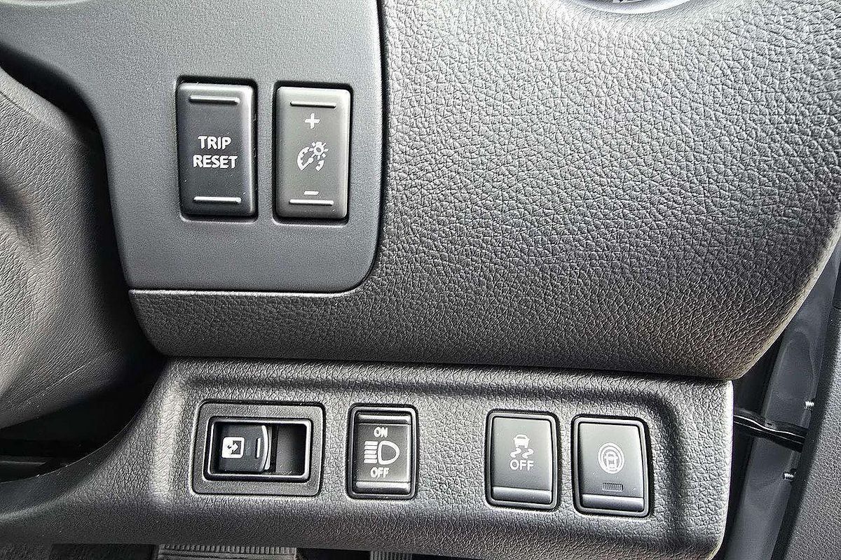 2025 Nissan Navara PRO-4X Warrior D23 4X4