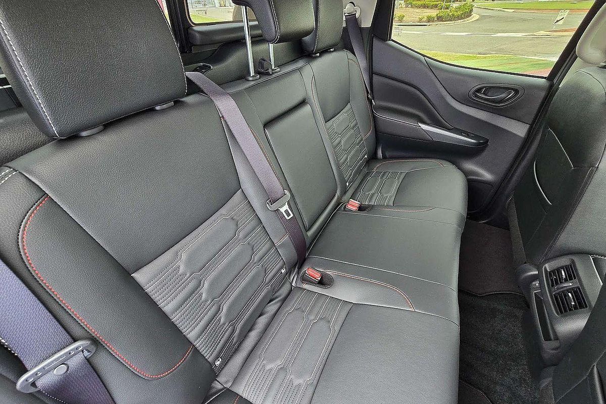 2025 Nissan Navara PRO-4X Warrior D23 4X4