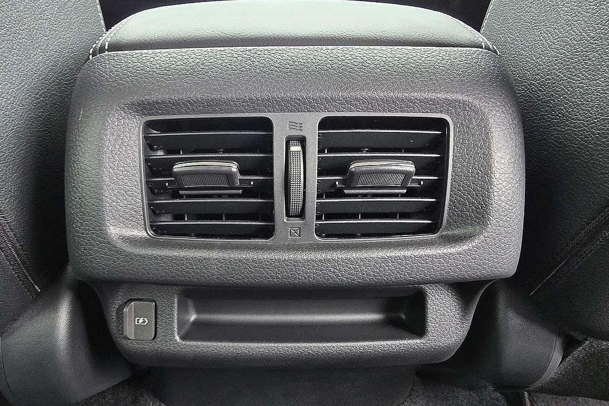 2025 Nissan Navara PRO-4X Warrior D23 4X4