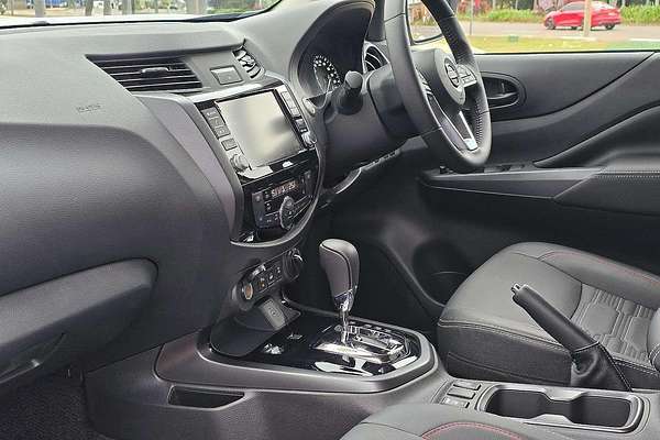2025 Nissan Navara PRO-4X Warrior D23 4X4