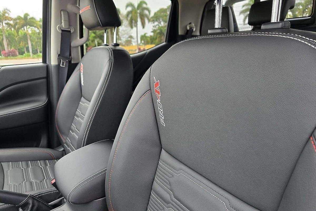 2025 Nissan Navara PRO-4X Warrior D23 4X4