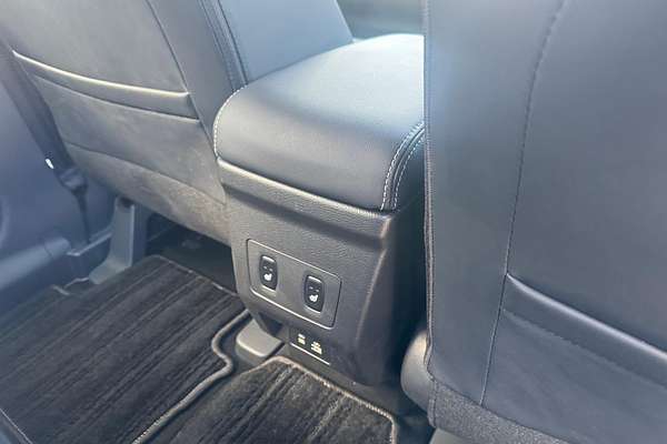 2023 Mitsubishi Eclipse Cross PHEV XLS PLUS YB