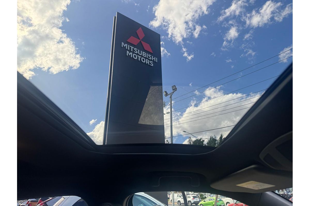 2023 Mitsubishi Eclipse Cross PHEV XLS PLUS YB