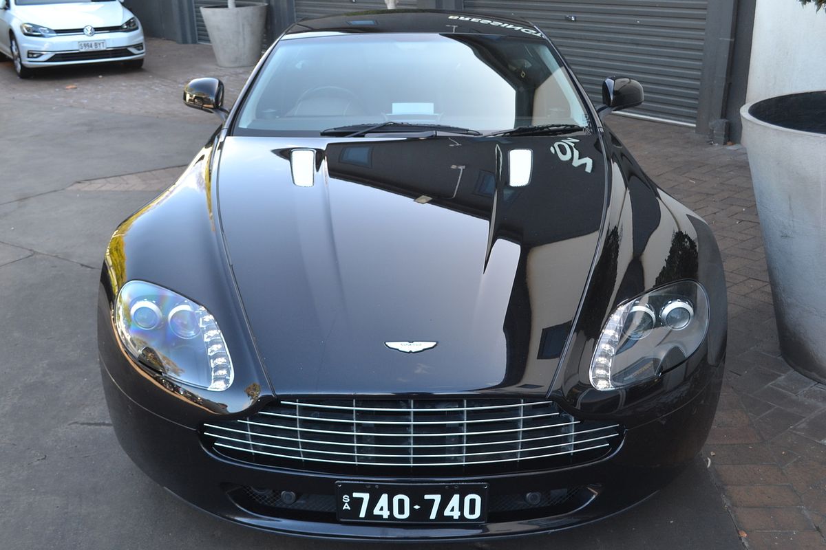 2010 Aston Martin V8 Vantage