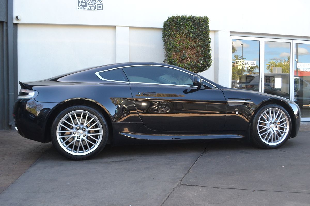 2010 Aston Martin V8 Vantage