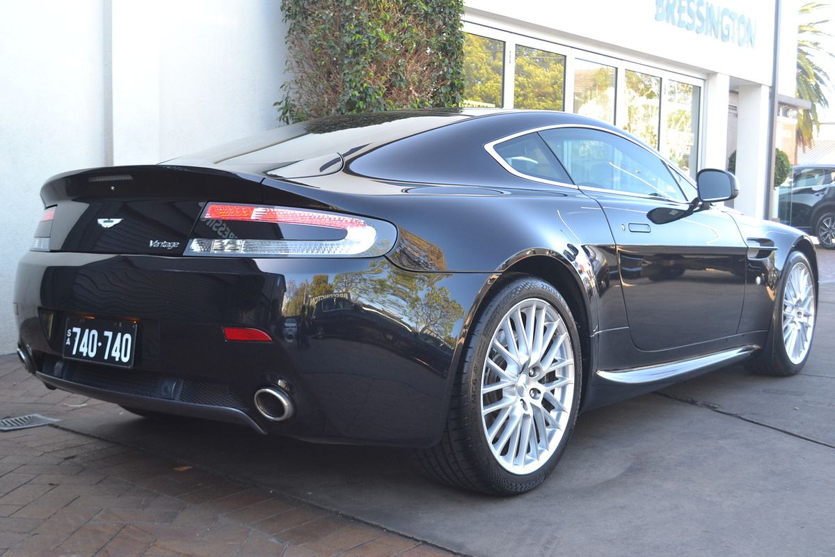 2010 Aston Martin V8 Vantage