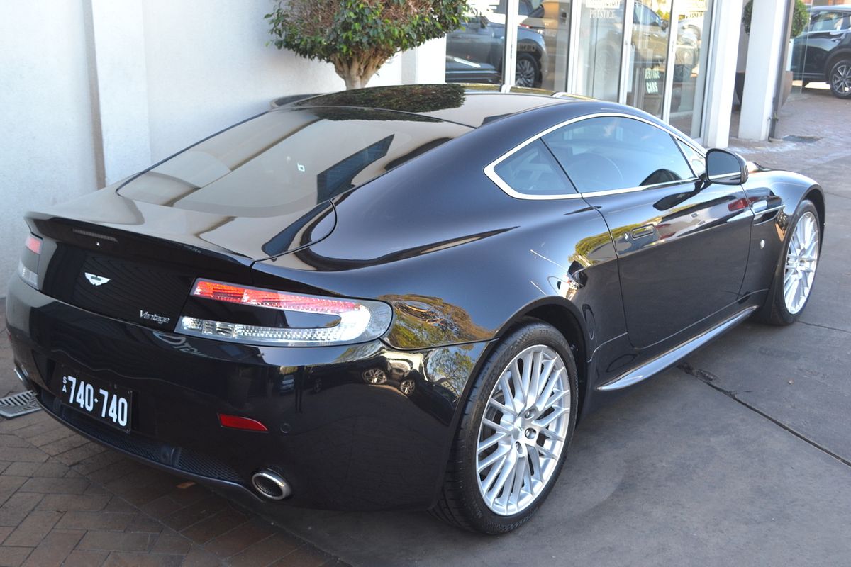 2010 Aston Martin V8 Vantage