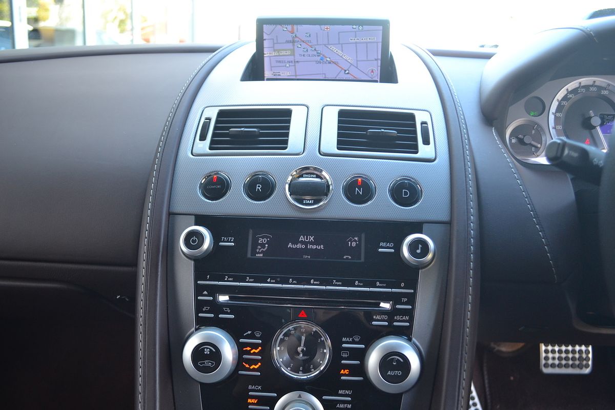 2010 Aston Martin V8 Vantage