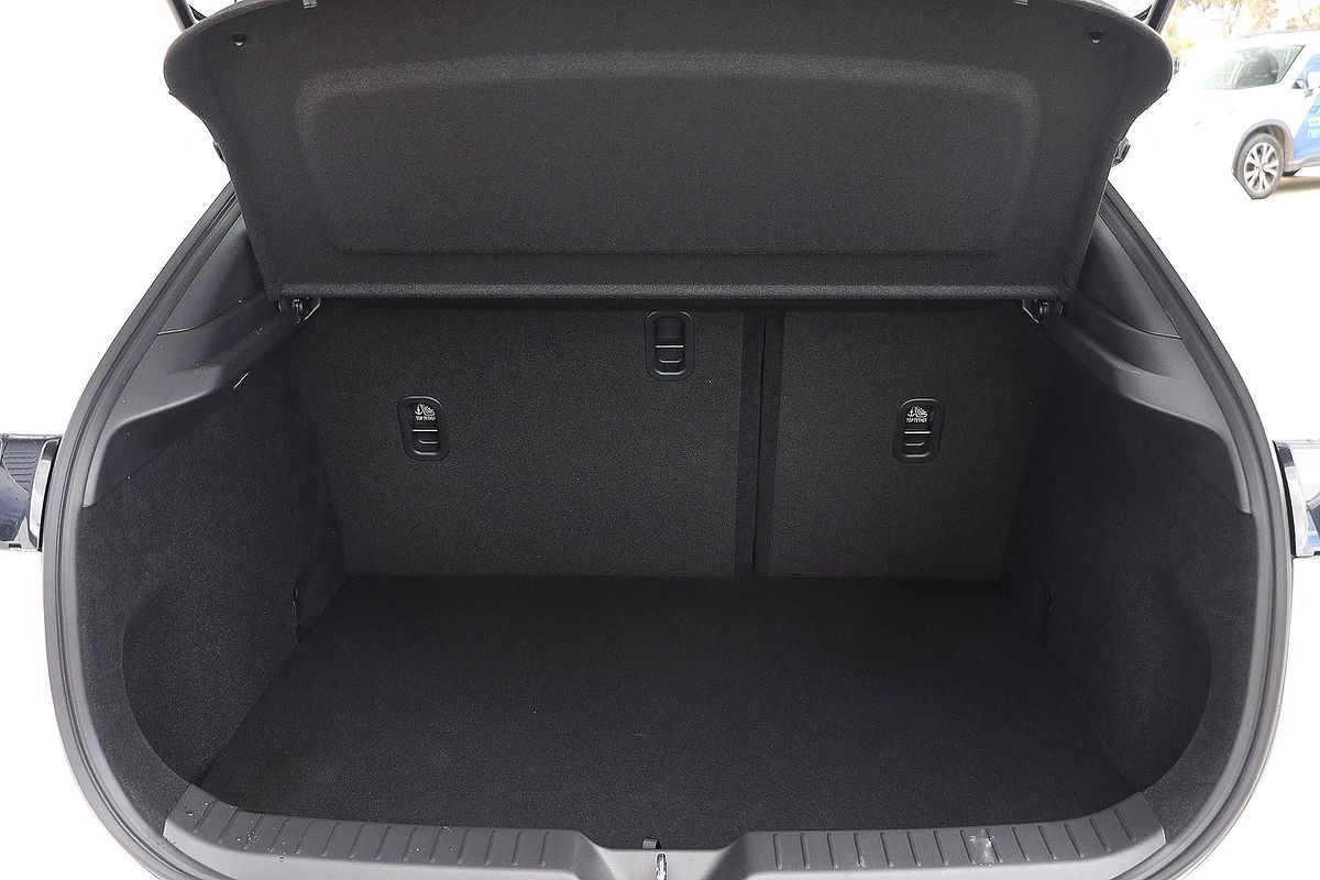 2025 Mazda CX-30 G20 Evolve DM Series