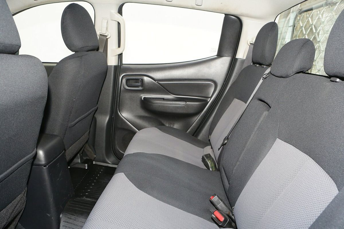 2022 Mitsubishi Triton GLX MR Rear Wheel Drive