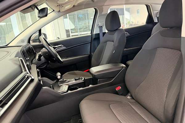 2024 Kia Sportage S NQ5