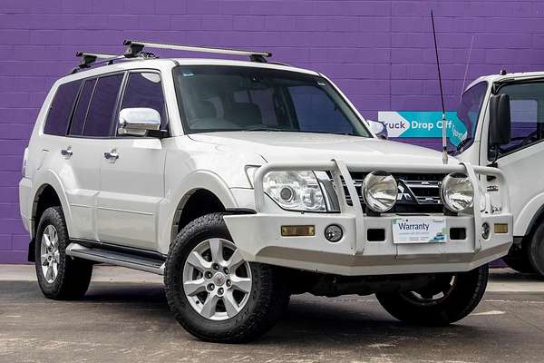 2011 Mitsubishi Pajero PLATINUM EDITION NW MY12
