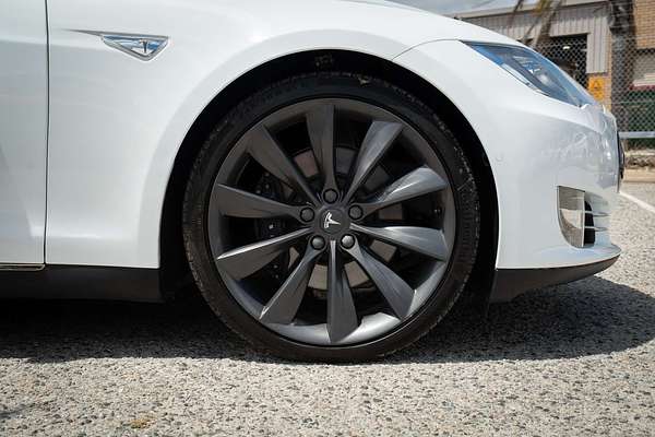 2015 Tesla Model S 85D
