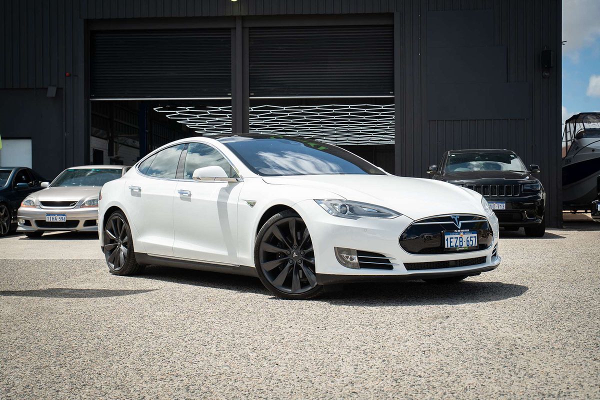 2015 Tesla Model S 85D