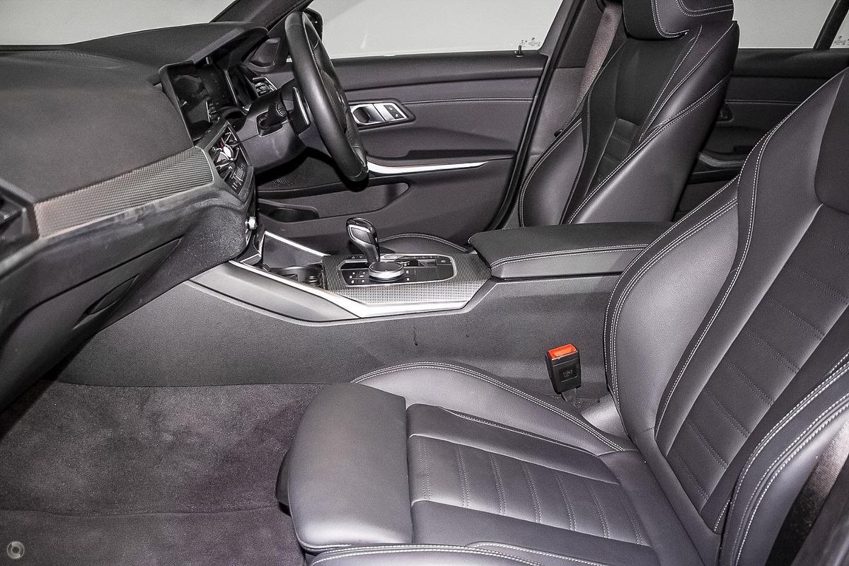 2022 BMW 3 Series 330i M Sport G20